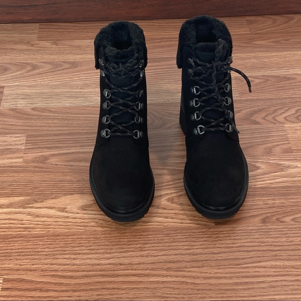 Timberland Kingsley Waterproof Mid Hiker Black Nubuck Faux Fur Lined Boots NIB - Picture 3 of 9
